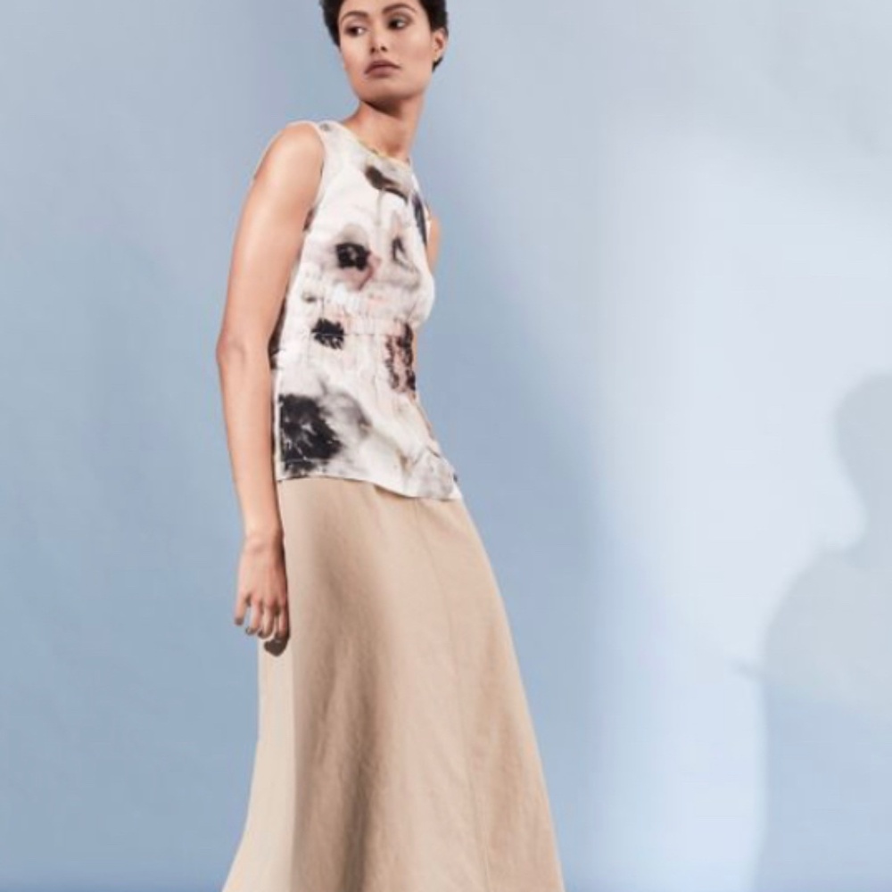 Stunning Comrags Linen Top